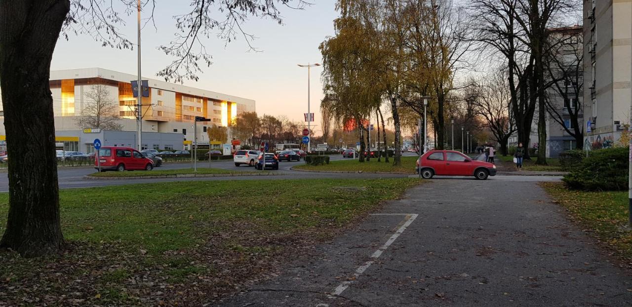 M-Blok Otel Zagreb Dış mekan fotoğraf